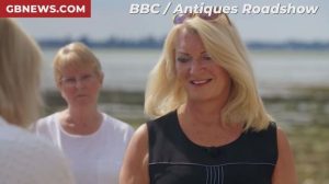 BBC Antiques Roadshow expert admits ‘you won’t even get £100’ as she exposes flaw in worthless sideboard